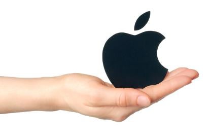 BIPA Lawsuit Proceeds Against Apple 