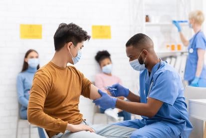 OSHA's Vaccination Requirement for Employers With 100+ Employees November 8, 2021