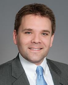 Ryan E. Vachon Patent Law Litigator McDermott Will Law Firm 