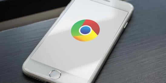 Chrome Internet Logo on an Iphone