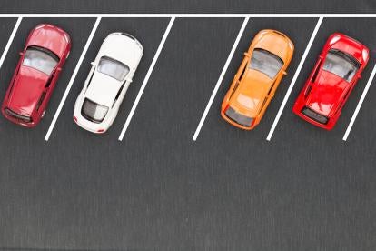 Blockchain and AI: Connected Cars in a parking lot