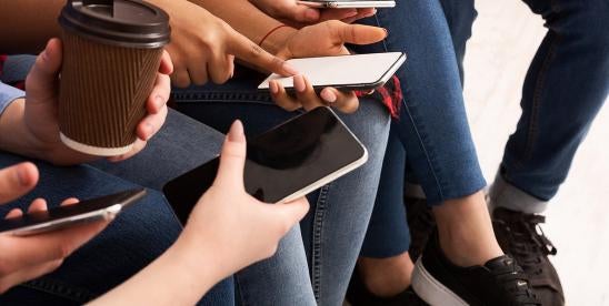AR Restricting Social Media Accounts for Minors