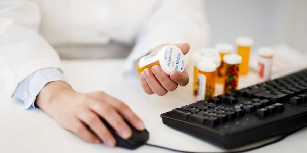 Mandatory Registration and Logo for UK Online Sales of Medicines 