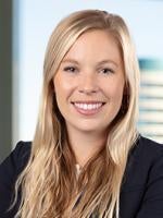 Madeline F. Buxton Corporate Business Attorney Barnes Thornburg Law Firm Minneapolis 